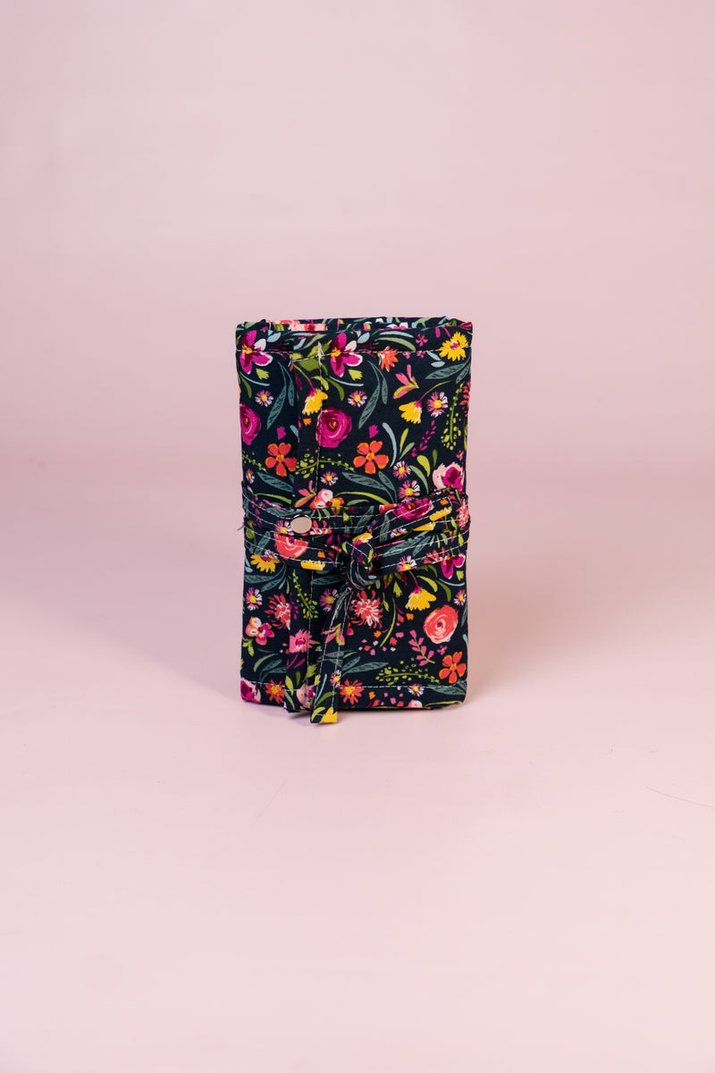 Estuche Enrollable para Palillos y Crochet - Graceful Blooms